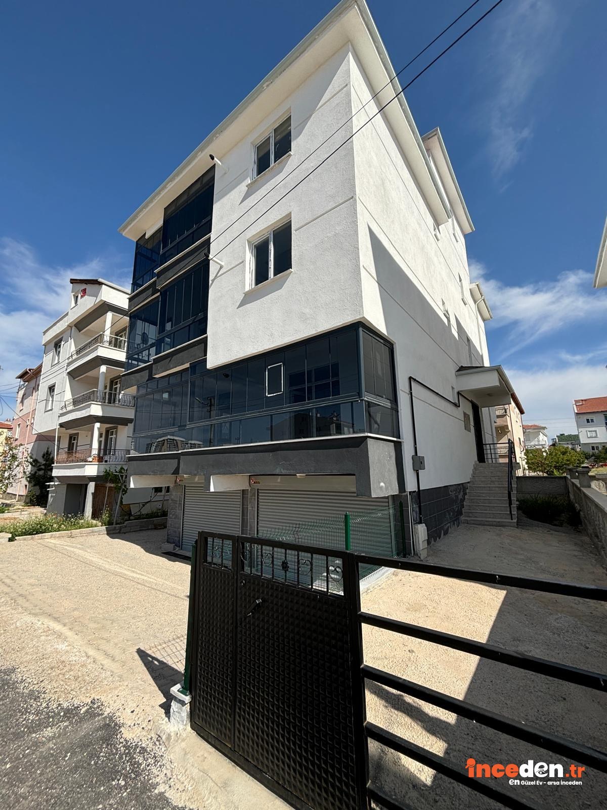 TABDUK EMRE MAHALLESİNDE TEK DAİRE ÜZERİNE 4+1 SATILIK DAİRE — Karaman