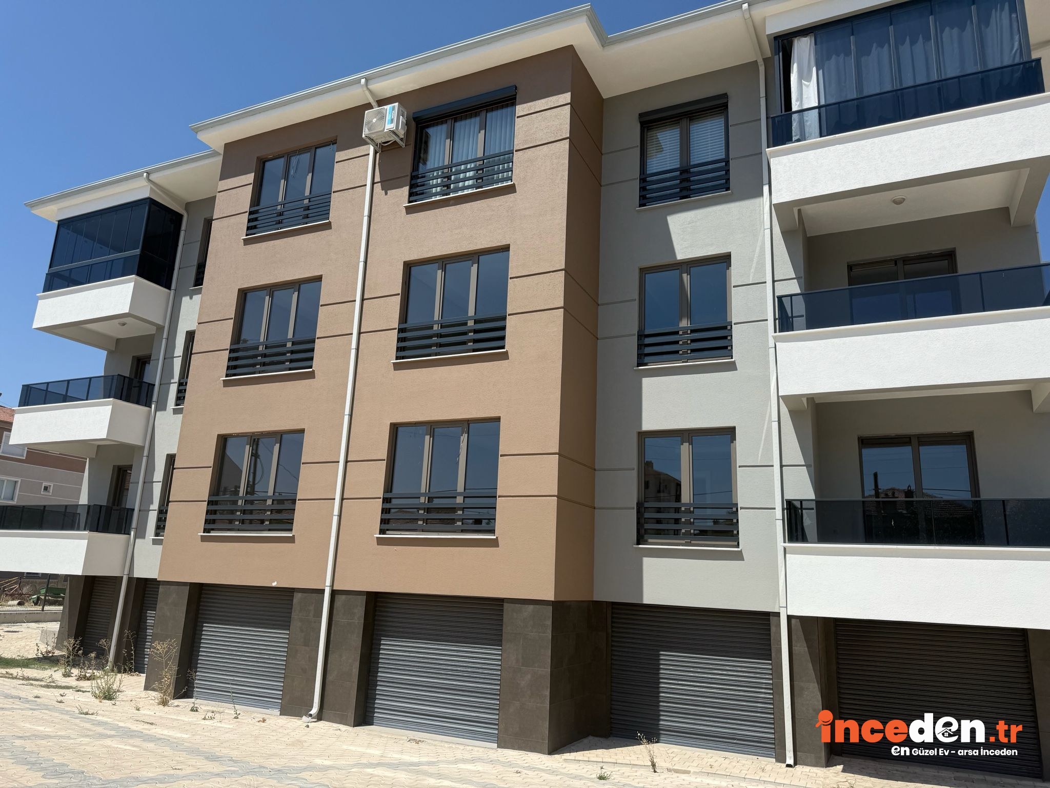 Sümer Mahallesi Satılık Lüks 3+1 Bireeysel Garajlı Daire — Karaman