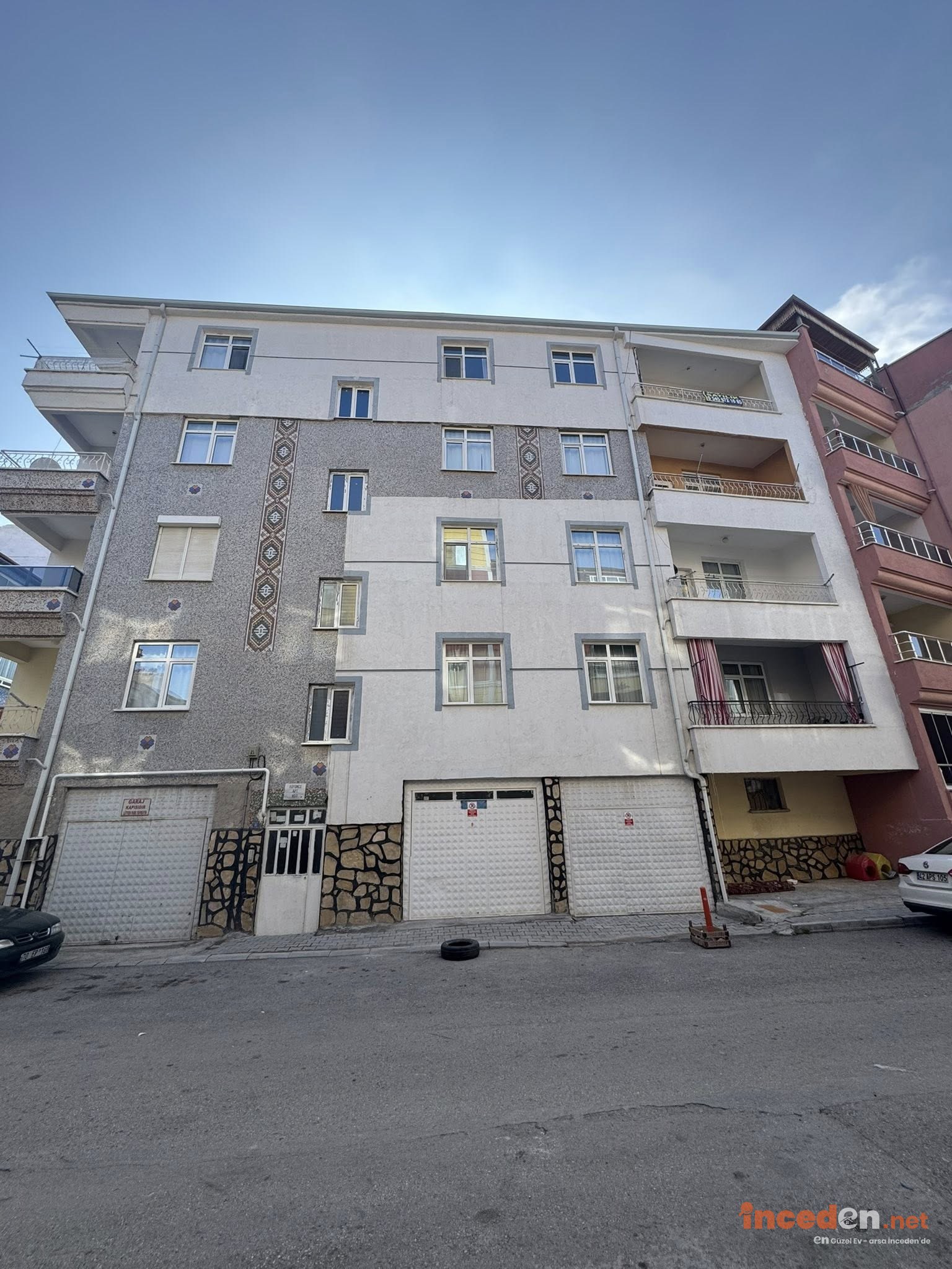 CEDİT MAHALLESİN'DE SON KAT 3+1 SATILIK DAİRE — Karaman