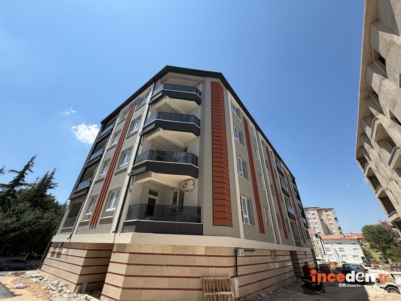 KOÇAKDEDE MAH.ORTAK KULLANIM GARAJLI SATILIK SIFIR 2+1 DAİRE — Karaman